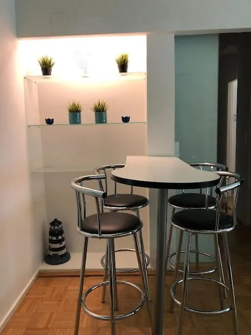 Stylish Spacious Studio Near Centre By The Sea Helsinki